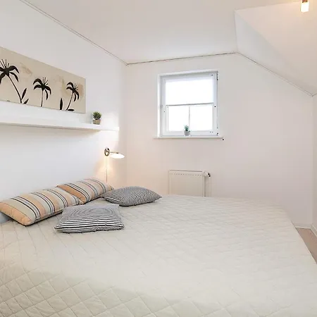 Lv Apartment